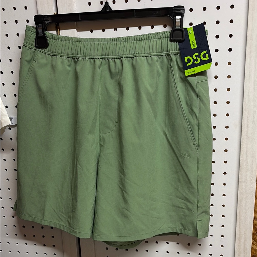 69. Men’s DSG shorts
